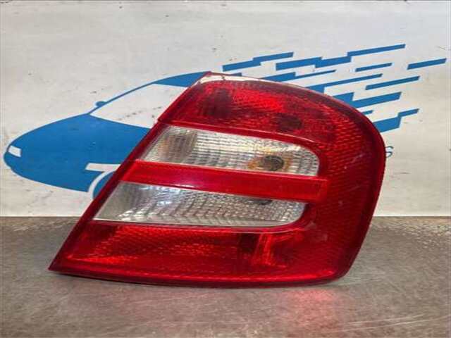 Piloto Trasero Derecho Skoda Fabia 1.4 SPIRIT [1.4 LTR. - 55 KW TDI CAT (AMF)]