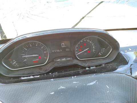 Cuadro de Instrumentos Peugeot 2008 HN01