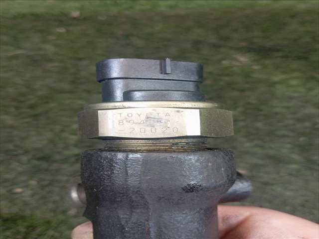 Foto 3ª: Rampa Inyectora Toyota Land Cruiser 3.0 D-4D KDJ120 (2005)