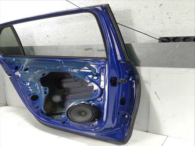 Foto 2ª: Puerta Trasera Izquierda Volkswagen Golf 320 CV 235KW [DNFG] (2023)
