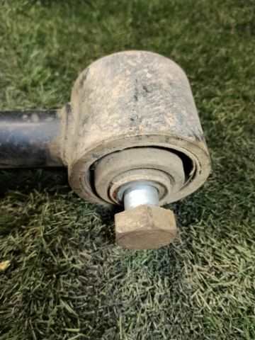 Foto 3ª: Brazo Suspension Trasero Derecho Nissan Terrano 2.7 TD TI 5P [TD27 TI] (2002)