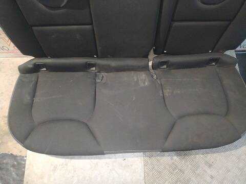 Foto 2ª: Asientos Traseros Renault Clio TECHNOFEEL 90CV 66KW [H4BB4] (2015)