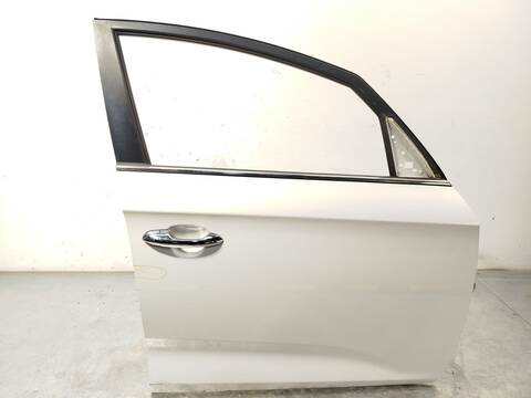 Puerta Delantera Derecha Kia Carens 1.7 CRDI 116CV 85KW