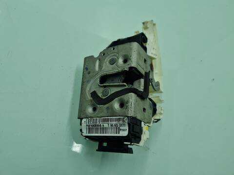 Foto 3ª: Cerradura Puerta Delantera Derecha Jeep Compass LIMITED 4X2 120CV 88KW [55260384] (2018)