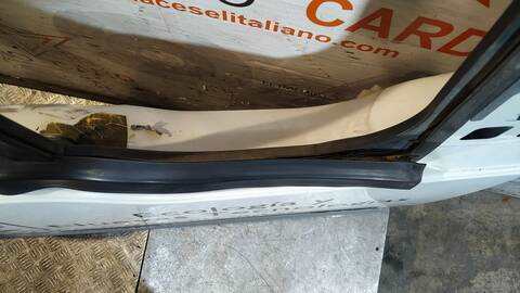 Foto 3ª: Puerta Delantera Derecha Ford Tourneo FAMILIAR 90CV 66KW [HCPA] (2005)