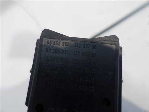 Foto 3ª: Mando Multifuncion Opel Astra 1.7 DTI 16V BERLINA 75CV 55KW [Y 17 DT] (2001)