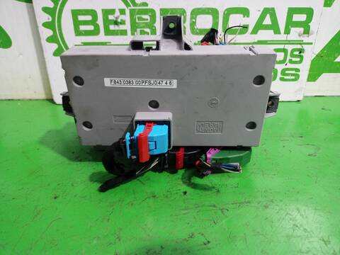 Foto 3ª: Caja Reles Fusibles Lancia Y 1.3 MULTIJET 16V ARGENTO 10.2006 ) 75CV 55KW [199A2000] (2006)