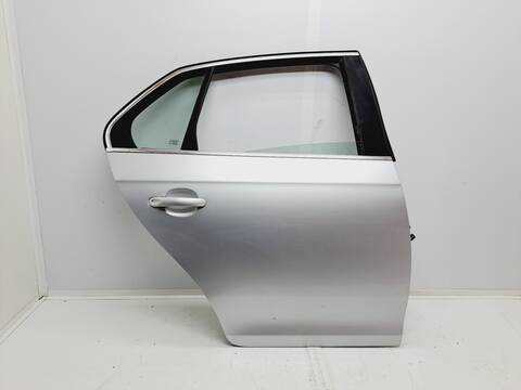 Foto 1ª: Puerta Trasera Derecha Volkswagen Jetta 2.0 TDI 140CV 103KW [BKD] (2008)
