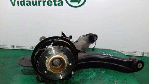 Foto 2ª: Mangueta Trasera Derecha Mercedes Clase V 200 136CV 100KW (2014)