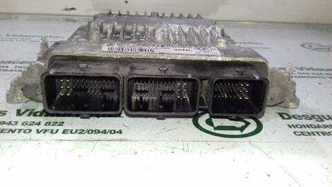 Foto 2ª: Centralita Motor ECU Ford Focus 1.8 TDCI TD CAT BERLINA 115CV 85KW [KKDA] (2006)