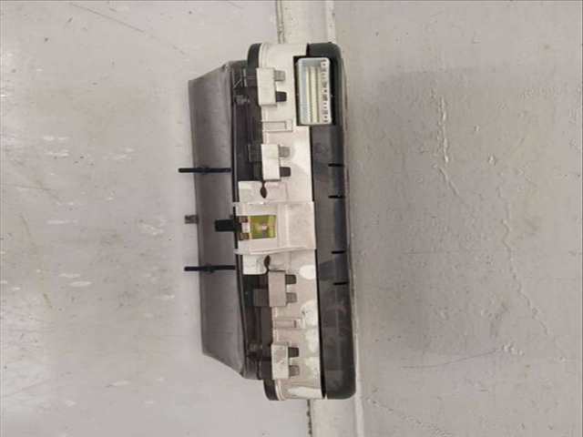 Foto 2ª: Cuadro de Instrumentos Toyota Corolla 2.0 TD CAT 116CV 85KW [1CDFTV] (2004)