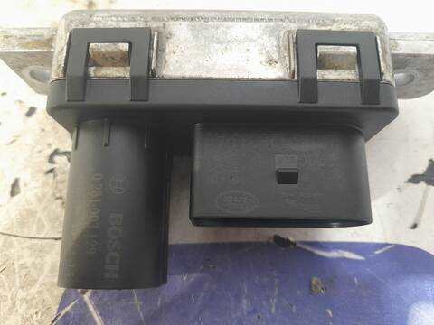 Foto 2ª: Centralita Motor ECU Jaguar XE 2.0 DIESEL CAT 180CV 132KW (2014)