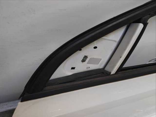 Foto 2ª: Puerta Delantera Izquierda Peugeot 308 102 CV 75KW [YHY] (2020)