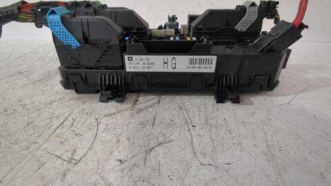 Foto 2ª: Caja Reles Fusibles Opel Zafira 1.9 CDTI M75) 120CV [Z 19 DT] (2005)