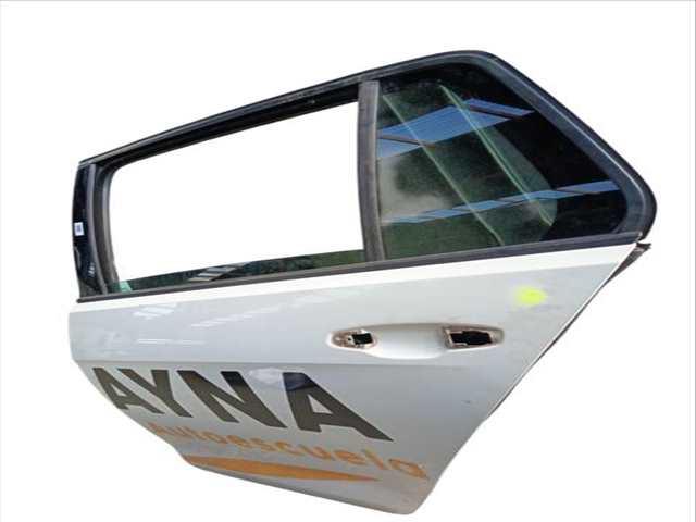 Foto 3ª: Puerta Trasera Izquierda Volkswagen Golf 1.6 TDI (2012)