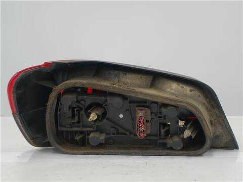 Foto 2ª: Piloto Trasero Derecho Peugeot 306 1.8 16V 110CV 81KW [LFY (XU7JP4)] (1998)