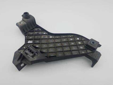 Soporte Faro Derecho Audi Q3 2.0 TDI QUATTRO 177CV 130KW