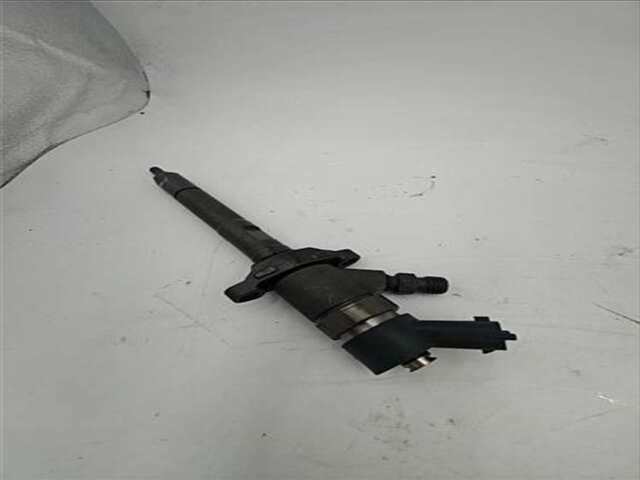 Foto 3ª: Inyectores Peugeot 307 1.6 D-SIGN [1.6 LTR. - 66 KW 16V HDI] [9HX]