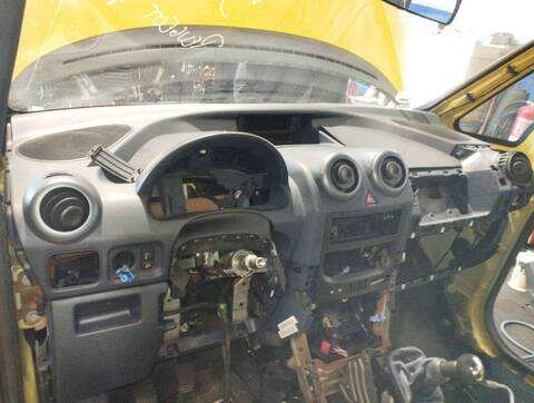 Foto 3ª: Salpicadero Peugeot 1007 SPORT 73CV 54KW [KFVTU3JP] (2006)