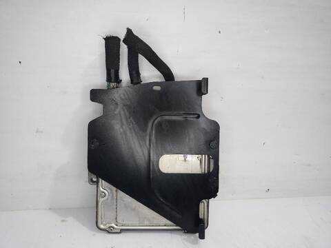 Foto 3ª: Centralita Motor ECU Renault Trafic L1H1 2 7T 95CV [R9M413] (2014)