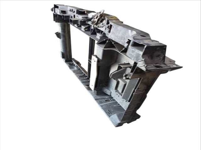 Foto 3ª: Paragolpes Delantero Citroen C4 1.2 VTI 82 (2014)