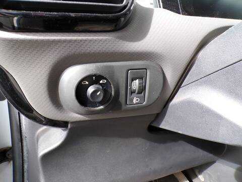 Mando Retrovisor Citroen C4 HM01