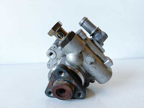 Bomba de Direccion Audi A4 1.9 TDI 96 KW 131CV