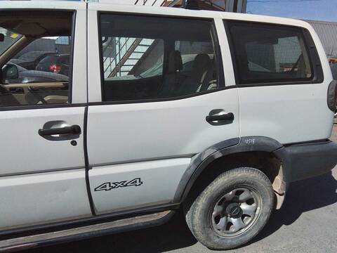 Foto 2ª: Puerta Trasera Izquierda Nissan Terrano AVENTURA 125CV 92KW [TD27TI] (2001)