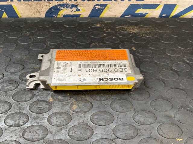 Centralita Airbag Volkswagen Touareg 2.500 TDI174CV/128KW 0CV