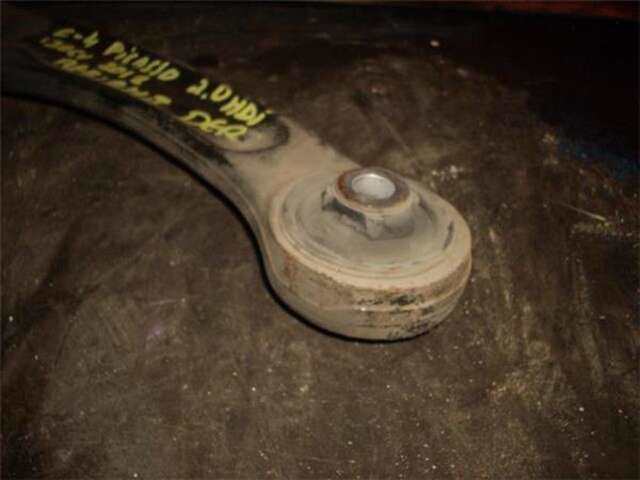 Foto 3ª: Brazo Suspension Delantero Derecho Citroen C4 1.6 HDI 90 [9HP (DV6DTED)]