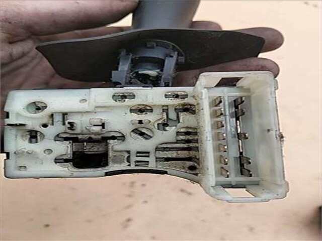Foto 3ª: Mando Multifuncion Renault Clio AUTHENTIQUE