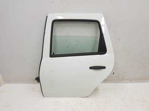 Puerta Trasera Izquierda Dacia Duster LAUREATE 4X4