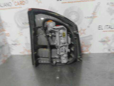 Foto 2ª: Piloto Trasero Izquierdo Opel Vectra BERLINA 100CV 74KW (2002)