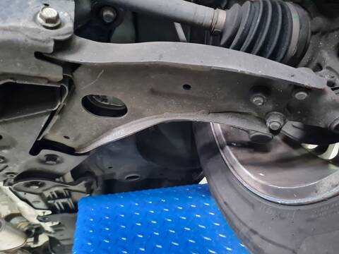Foto 1ª: Brazo Suspension Delantero Izquierdo Ssangyong Korando URBAN 4X2 149CV 110KW [G15DTF] (2021)