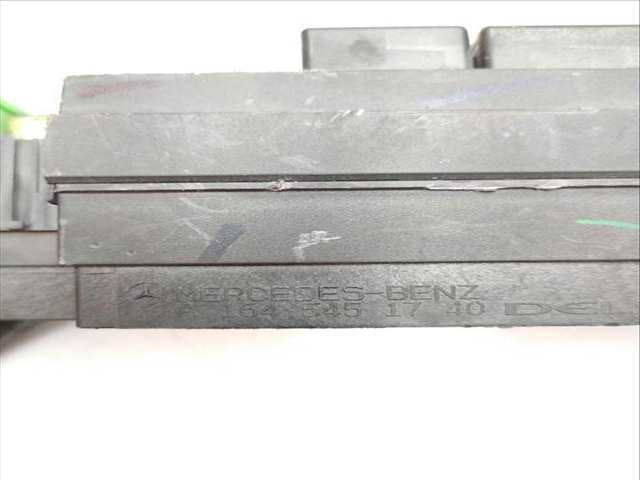 Foto 3ª: Caja Reles Fusibles Mercedes Clase R 280 R 320 CDI 4-MATIC 251.125) 211CV (2005)