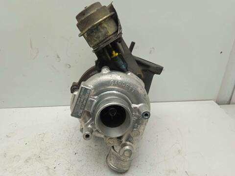 Foto 3ª: Turbocompresor Volkswagen Passat 1.9 TDI BERLINA 110CV 81KW (1997)