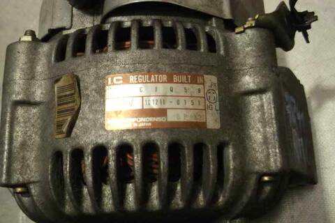 Foto 2ª: Alternador Mg 620 SI 131CV 96KW SERIE 600 RH) [F20Z1] (1994)