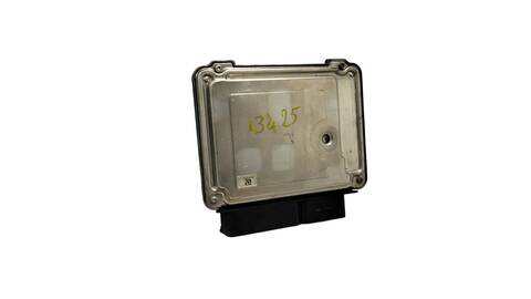 Foto 1ª: Centralita Motor ECU Volkswagen Golf ADVANCE 1 16V TSI 1390 CM3) 122CV (2008)