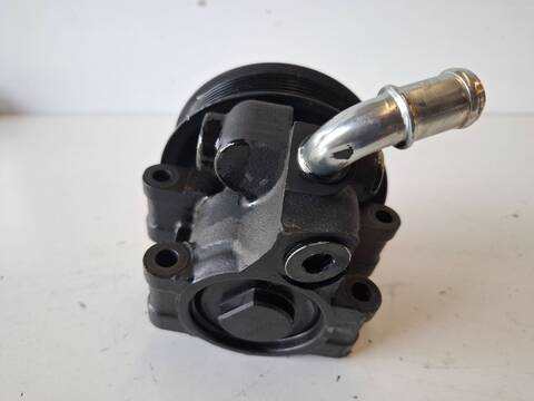 Foto 2ª: Bomba de Direccion Ford Focus BERLINA 1.8 TDDI TD CAT 90CV (1998)
