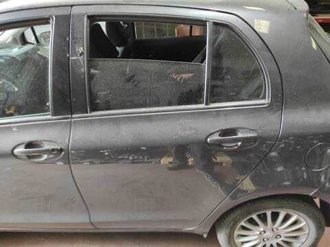 Puerta Trasera Izquierda Toyota Yaris 1NR