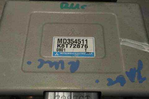 Foto 3ª: Centralita Motor ECU Mitsubishi Montero 2.5 TD CAT 115CV 85KW [4D56] (2001)