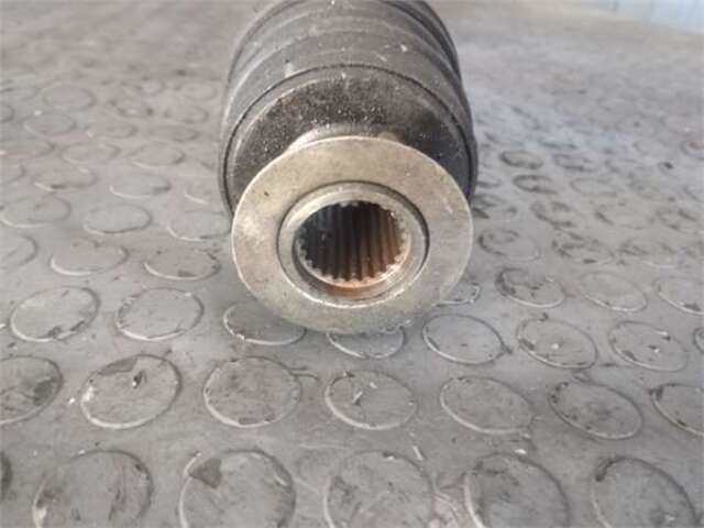 Foto 2ª: Transmision Delantera Izquierda Renault 19 1.7 (L53B) [F3N 740]