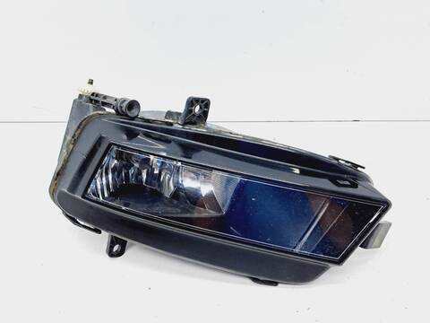 Foto 2ª: Faro Antiniebla Delantero Izquierdo Volkswagen Golf 1.6 TDI DPF 105CV 77KW [CLH] (2014)