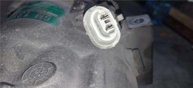 Foto 3ª: Compresor Aire Acondicionado Saab 9-3 1.9 TID LINEAR (I/D) [1.9 LTR. - 110 KW TID CAT] BERLINA (2003-_) [Z19DTH]