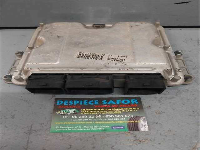 Foto 1ª: Centralita Motor ECU Peugeot 307 2.0 D [D-RHS] (2003)