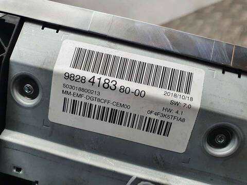 Foto 3ª: Sistema GPS Peugeot 5008 GT 150CV 110KW [AH01] (2018)