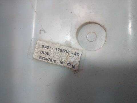 Foto 4ª: Deposito Limpiaparabrisas Ford Focus TITANIUM 116CV 85KW [T1DA] (2012)