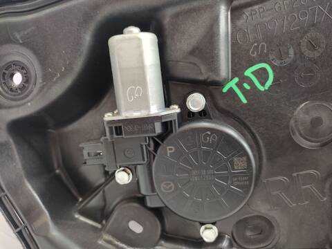 Foto 2ª: Elevalunas Manual Trasero Derecho Mazda 6 2.2 D GJ2FW) 175CV 129KW [SH] (2014)