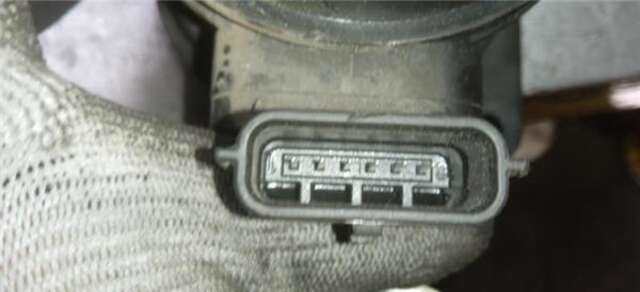 Foto 3ª: Caudalimetro Renault Master 2.5 L1H1 CAJA CERRADA 3.3 TO [2.5 LTR. - 88 KW DCI DIESEL CAT] [G9UA650]