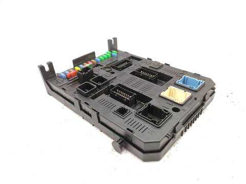 Foto 2ª: Caja Reles Fusibles Citroen C4 COLLECTION BERLINA 109CV 80KW [9HZ] (2009)